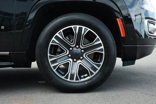Diamond Black 2024 Jeep Wagoneer L Series II