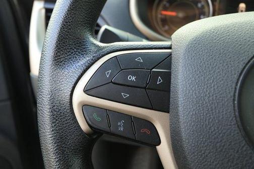 2015 Jeep Cherokee Sport