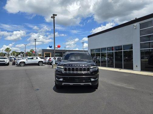 2022 Jeep Wagoneer Series III