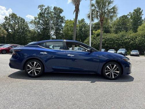 2023 Nissan Maxima SV