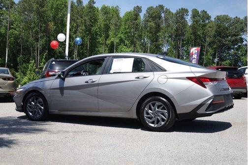 Metal 2024 Hyundai ELANTRA SEL