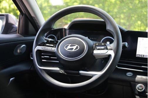 Metal 2024 Hyundai ELANTRA SEL