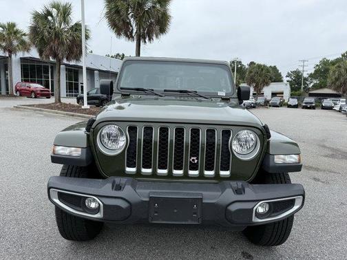 2023 Jeep Gladiator Overland