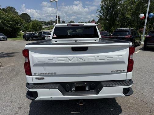 2022 Chevrolet Silverado 1500 Custom