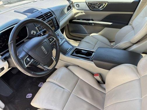 2017 Lincoln Continental Reserve