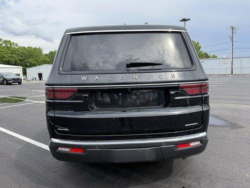 2022 Jeep Wagoneer Series II