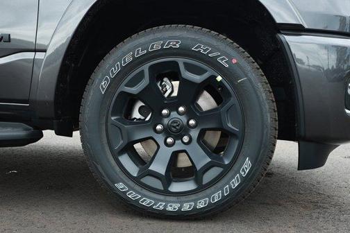 Granite Crystal Clearcoat Metallic 2026 RAM 1500 Big Horn