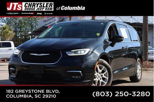 2023 Chrysler Pacifica Touring-L