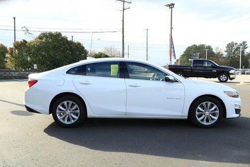 2025 Chevrolet Malibu LT