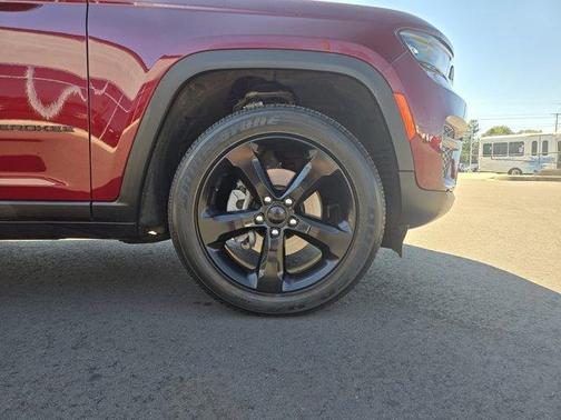 2023 Jeep Grand Cherokee Altitude