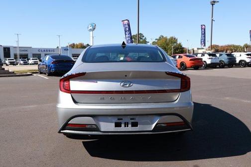 2021 Hyundai SONATA SE