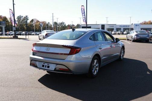 2021 Hyundai SONATA SE