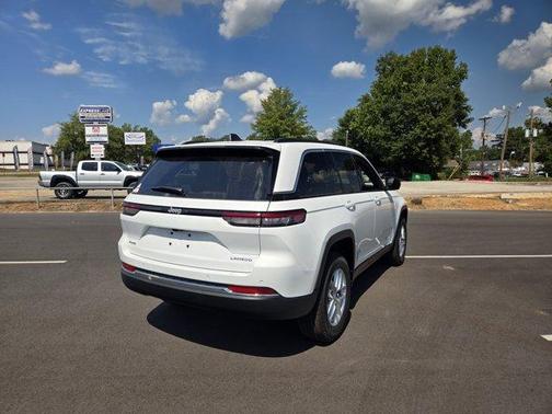 2025 Jeep Grand Cherokee Laredo X