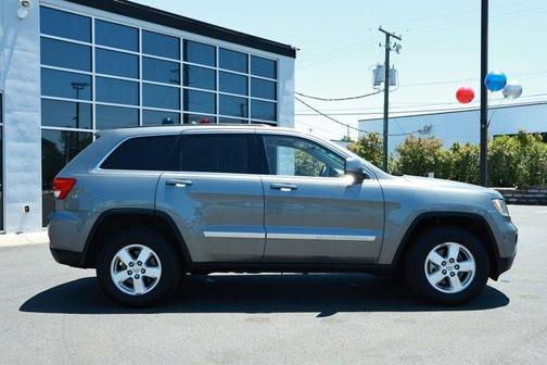 Mineral Gray Metallic 2012 Jeep Grand Cherokee Laredo