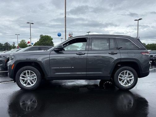 2025 Jeep Grand Cherokee Laredo X
