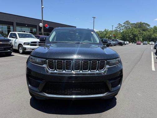 2024 Jeep Grand Cherokee Laredo