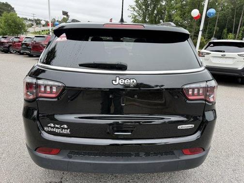 2024 Jeep Compass Latitude Lux