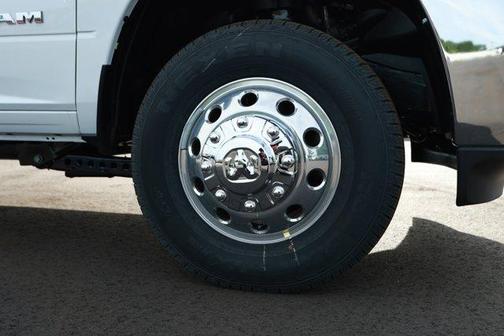 Bright White Clearcoat 2026 RAM 3500 Big Horn