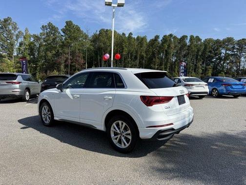 2024 Audi Q3 45 S line Premium