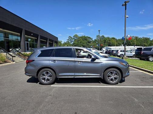 2016 INFINITI QX60 Base