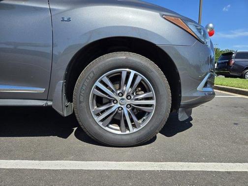 2016 INFINITI QX60 Base