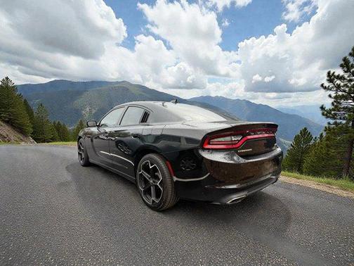 2018 Dodge Charger SXT Plus