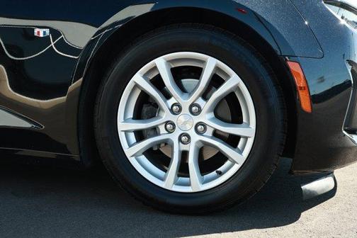 Black 2021 Chevrolet Camaro 1LS