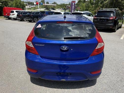 2012 Hyundai Accent GS