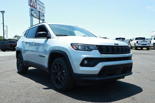 Silver Zynith 2026 Jeep Compass Latitude
