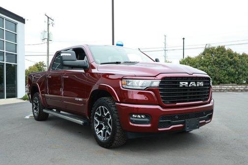 Delmonico Red Pearlcoat 2025 RAM 1500 Laramie