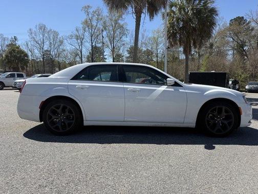 2023 Chrysler 300 S