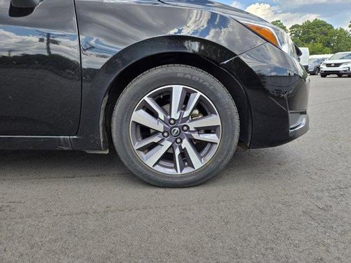 2023 Nissan Versa 1.6 SV