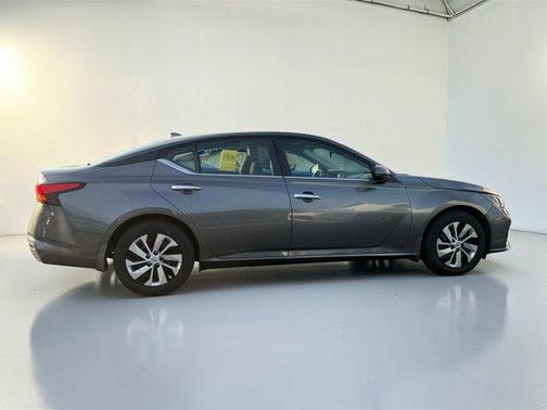 2023 Nissan Altima 2.5 S