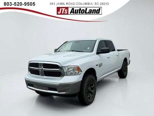 Bright White Clearcoat 2020 RAM 1500 Classic SLT