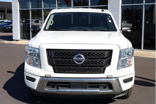 2020 Nissan Titan SV