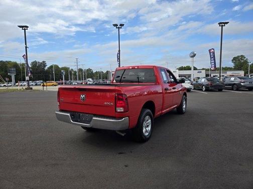 2024 RAM 1500 Classic SLT