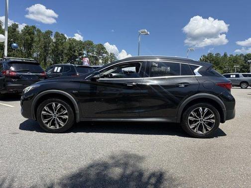 2019 INFINITI QX30 ESSENTIAL