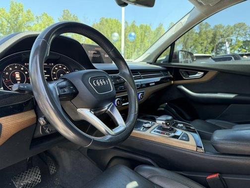 2017 Audi Q7 3.0T Prestige