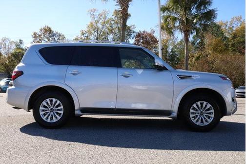 2024 Nissan Armada SV