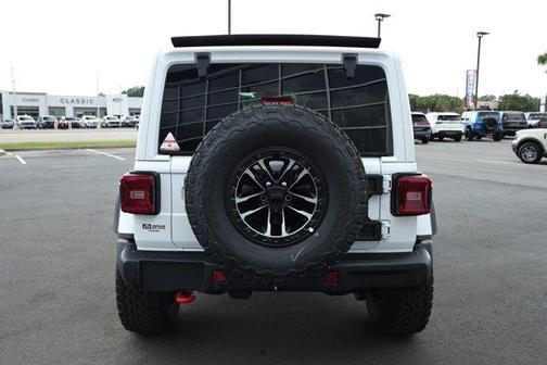 Bright White Clearcoat 2026 Jeep Wrangler Rubicon