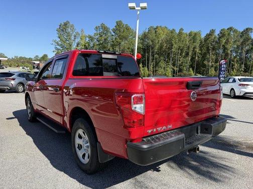 2021 Nissan Titan S