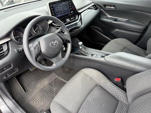 2021 Toyota C-HR LE