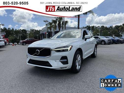 2022 Volvo XC60 B5 Momentum