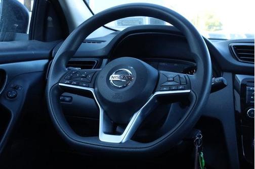 2022 Nissan Rogue Sport S