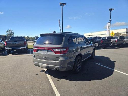 2026 Dodge Durango GT HEMI V8