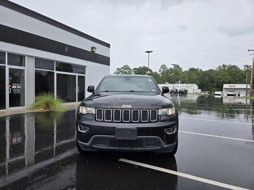 2018 Jeep Grand Cherokee Laredo E