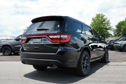 DB Black Clearcoat 2026 Dodge Durango GT