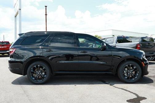 DB Black Clearcoat 2026 Dodge Durango GT