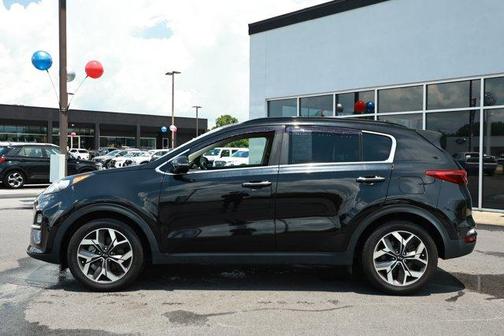 Black Cherry Pearl 2020 Kia Sportage EX