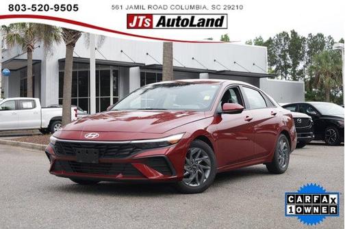 Red 2024 Hyundai ELANTRA SEL